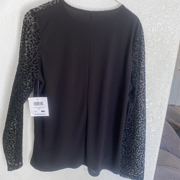 89th and Madison black cheetah print sleeves, medium - Picture 3 of 5